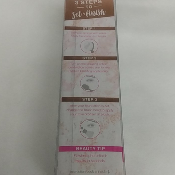 Conair Vibrating Make-up Brush Set - Picture 4 of 5